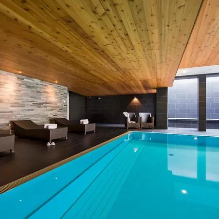 4br Stylish With Sauna And Pool Apartment *