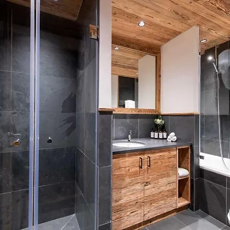 Apartment 4br Stylish With Sauna And Pool